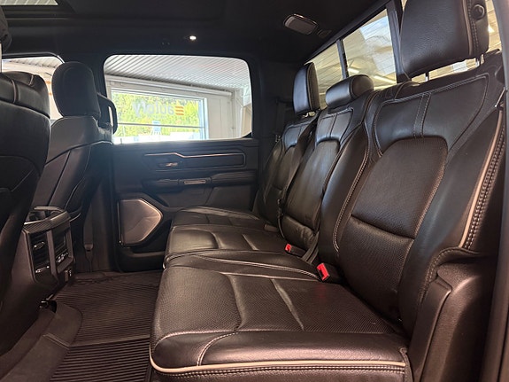 Dodge RAM 1500 8 of 23