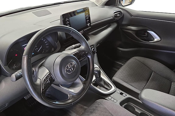 Toyota Yaris 11 of 20