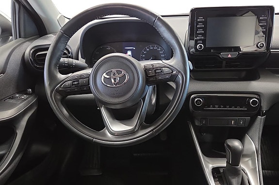 Toyota Yaris 13 of 20