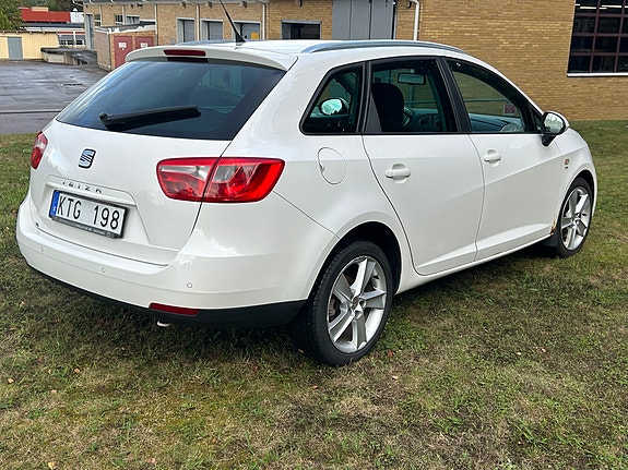 Seat Ibiza 3 of 7