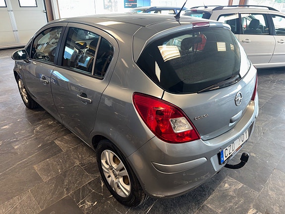 Opel Corsa 5 of 15