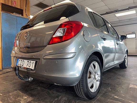 Opel Corsa 4 of 15