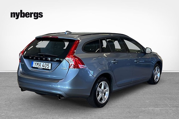 Volvo V60 4 of 14