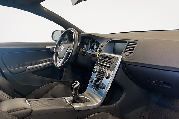 Volvo V60 9 of 14