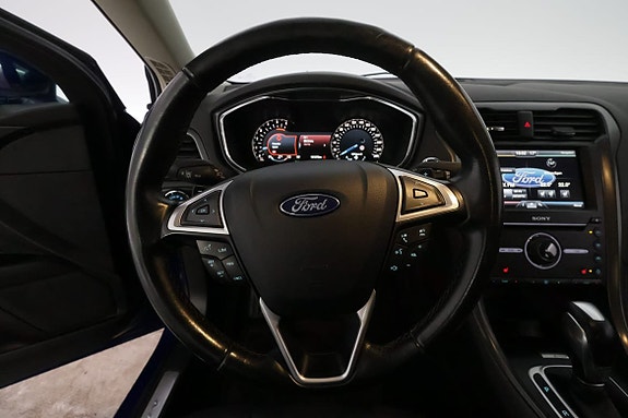 Ford Mondeo 15 of 30