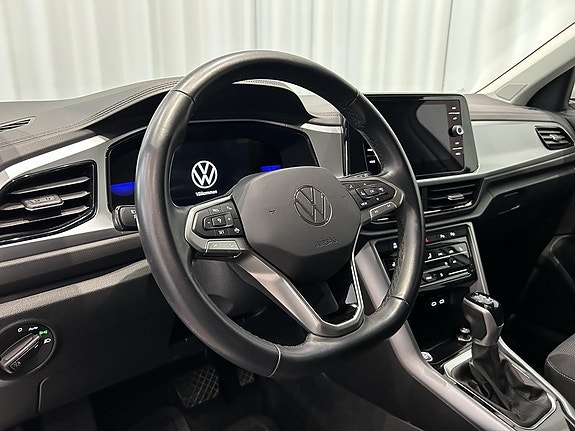 Volkswagen T-Roc 9 of 14