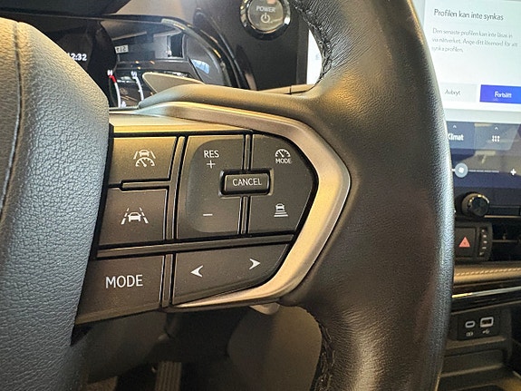 Lexus NX350h 17 of 21