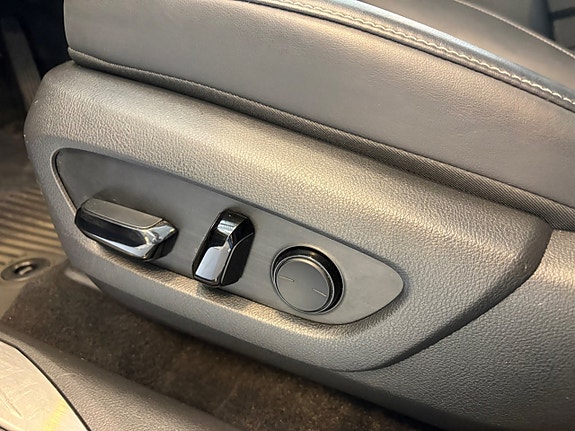 Lexus NX350h 13 of 21