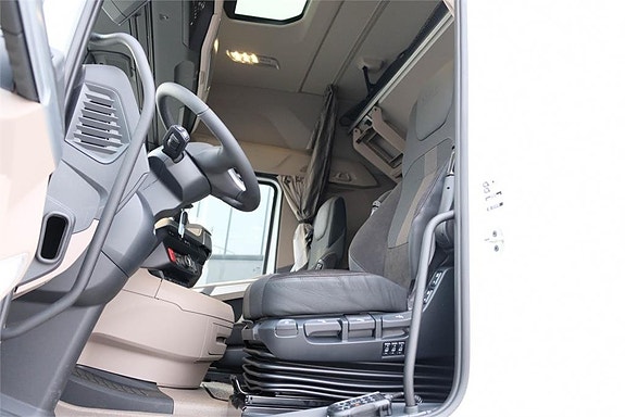 DAF XG 4x2 480 dragbil med 3 års garanti! 14 of 14