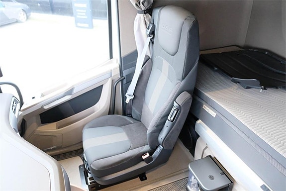 DAF XG 4x2 480 dragbil med 3 års garanti! 9 of 14