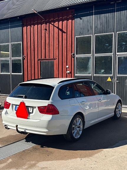 BMW 320d 5 of 5