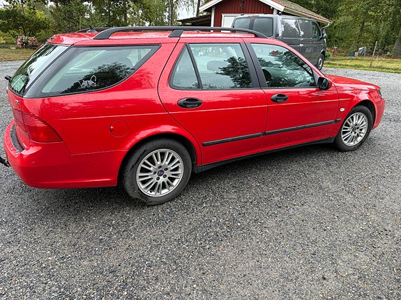 Saab 9-5 2 of 8
