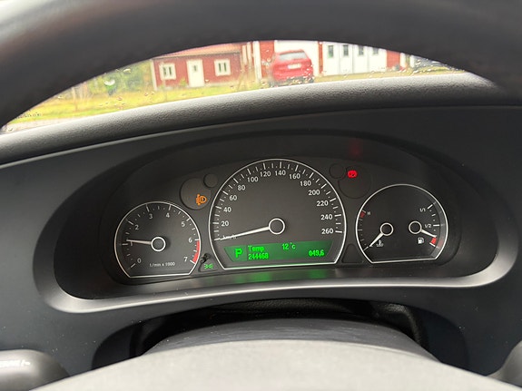 Saab 9-5 8 of 8