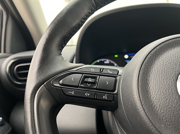 Mazda 2 13 of 28