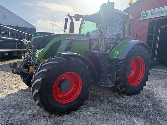 Fendt 724 S4 Profi Plus 2 of 5