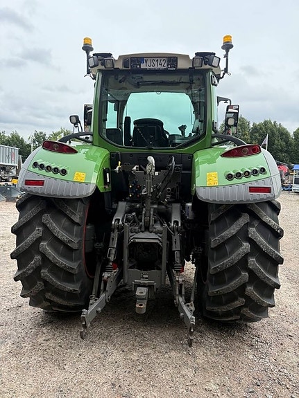 Fendt 724 S4 Profi Plus 3 of 4
