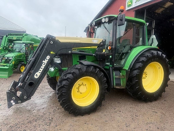 John Deere 6330 Premium 2 of 4