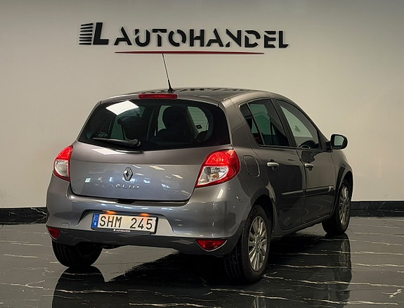 Renault Clio 6 of 13