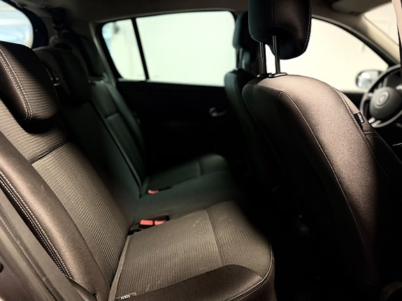 Renault Clio 12 of 13