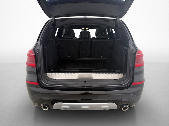BMW X3 8 of 30