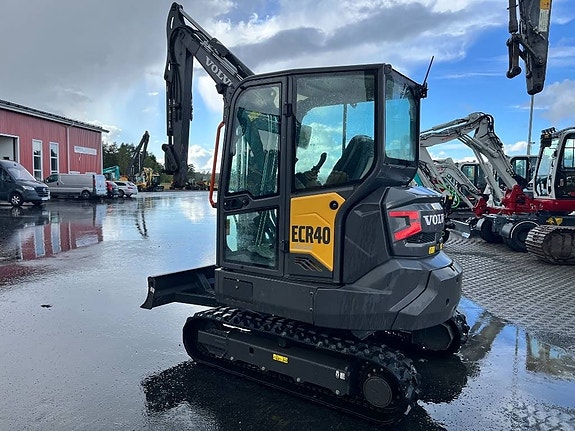 Volvo ECR 40 F 3 of 8