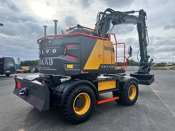 Volvo EWR150 F 4 of 8