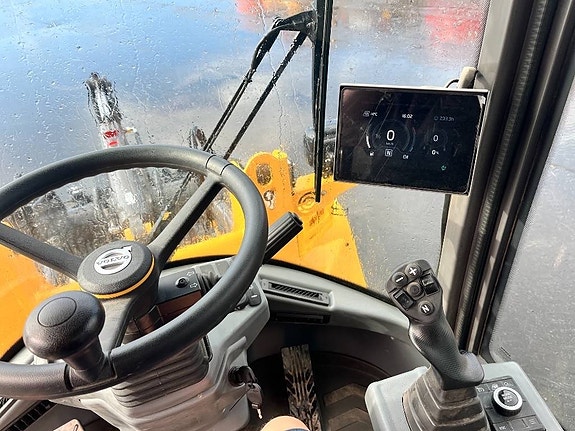 Volvo L 30 HS 6 of 6