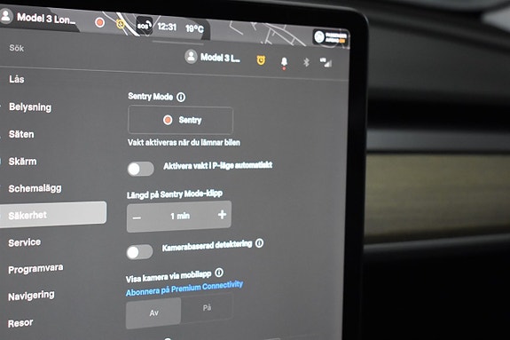 Tesla Model 3 13 of 18