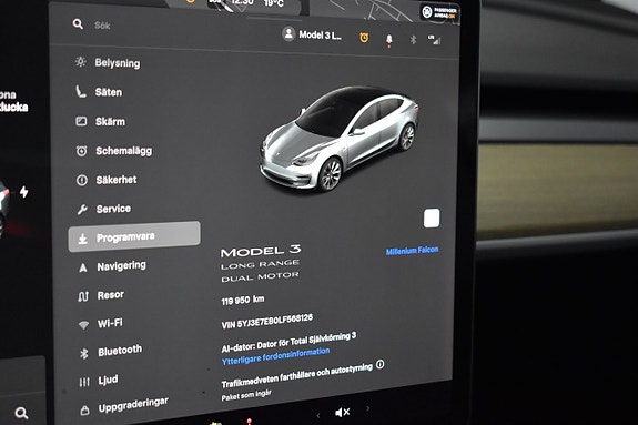 Tesla Model 3 10 of 18