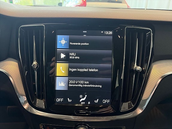 Volvo V60 13 of 23