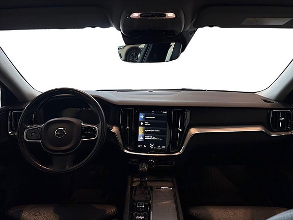 Volvo V60 12 of 23