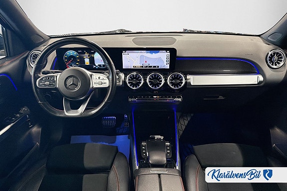 Mercedes-Benz GLB200 7 of 18