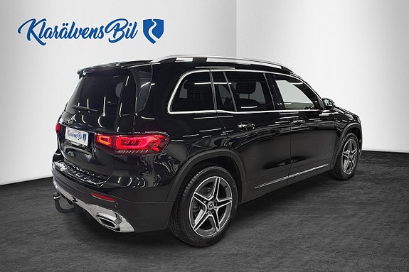 Mercedes-Benz GLB200 6 of 18
