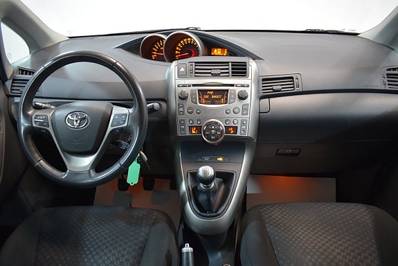 Toyota Verso 16 of 20