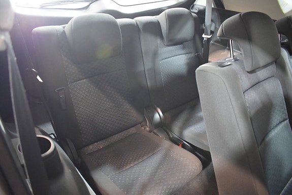 Toyota Verso 13 of 20