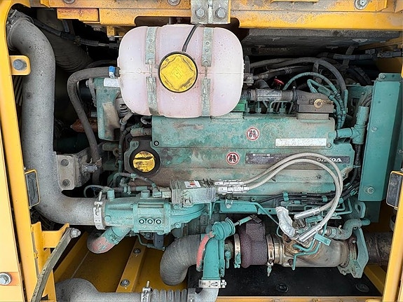 Volvo EC220DL 9 of 9