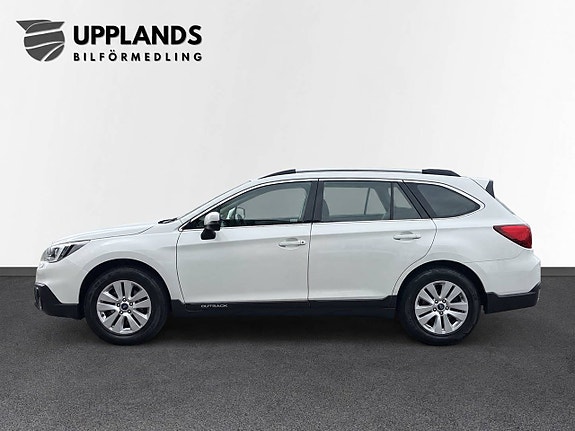 Subaru Outback 2 of 11