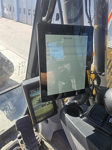 Volvo ECR145EL 12 of 15