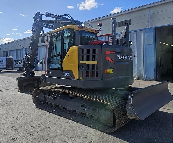 Volvo ECR145EL 2 of 15