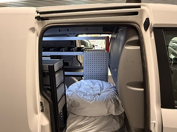 Volkswagen Caddy 14 of 16