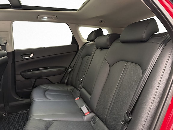Kia Optima 17 of 30