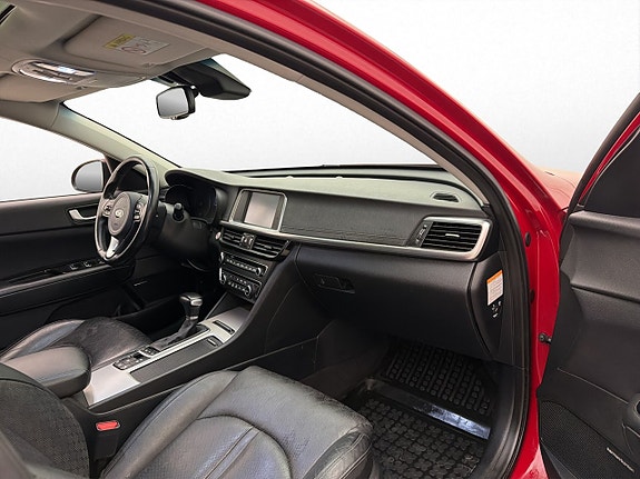 Kia Optima 16 of 30
