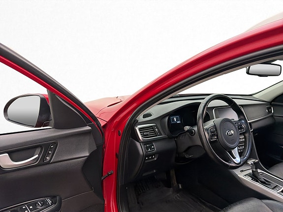 Kia Optima 12 of 30