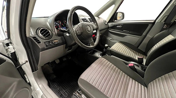 Suzuki SX4 10 of 20