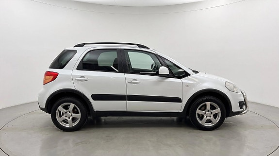 Suzuki SX4 3 of 20