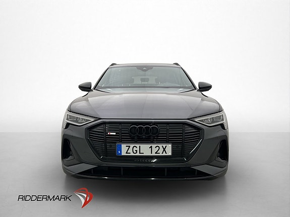 Audi e-tron 3 of 30