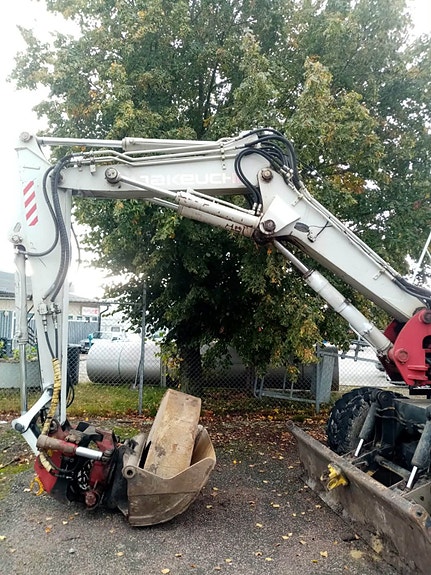 Takeuchi TB175W 5 of 12