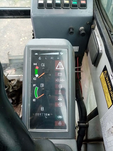 Takeuchi TB175W 8 of 12