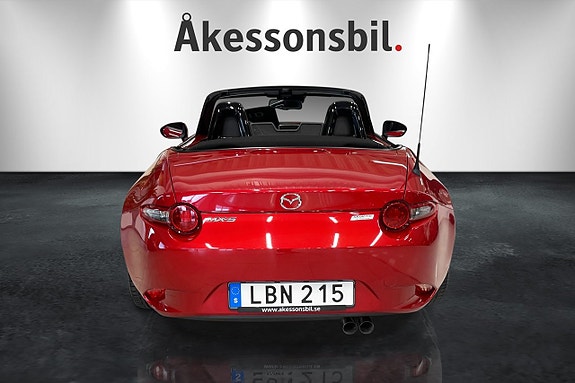 Mazda MX-5 3 of 6