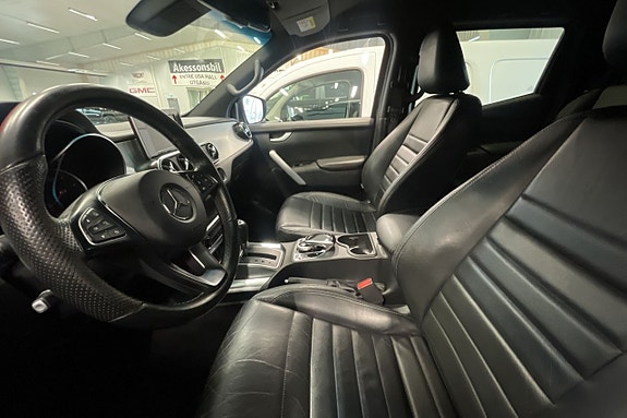 Mercedes-Benz X-Klass 6 of 8